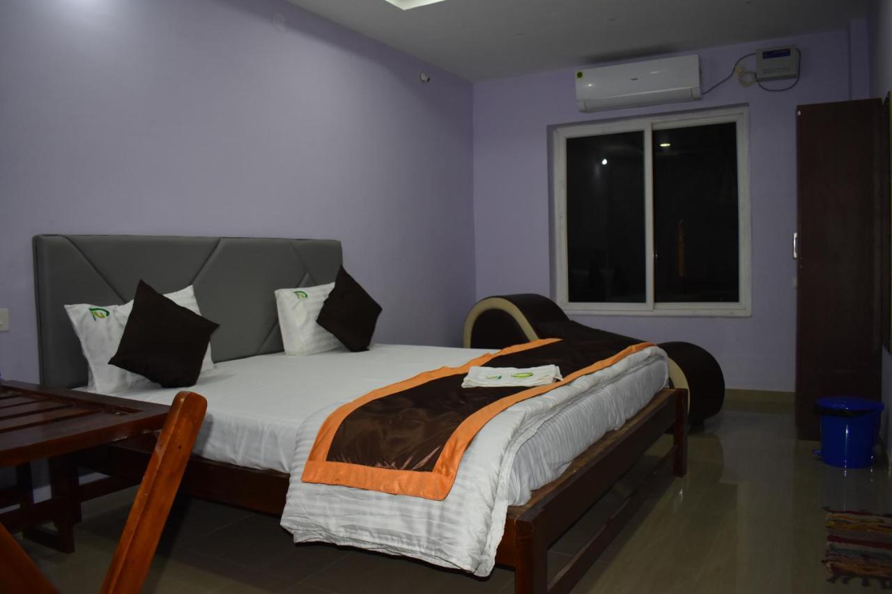 Greens Hotel 3*