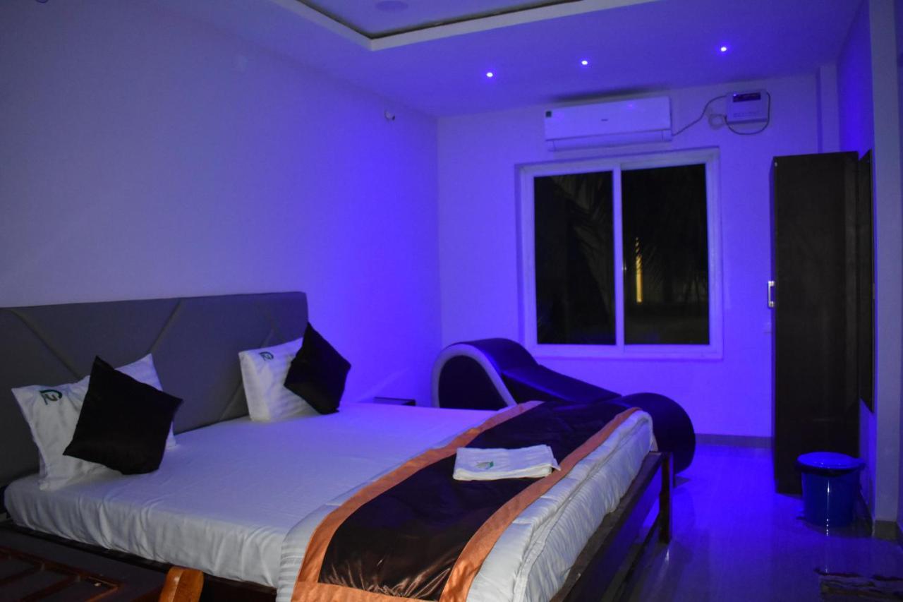 Hotel Greens